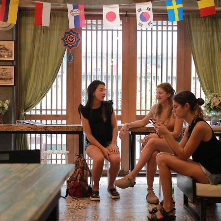 Nivas Siam Hostel Bangkok Ngoại thất bức ảnh