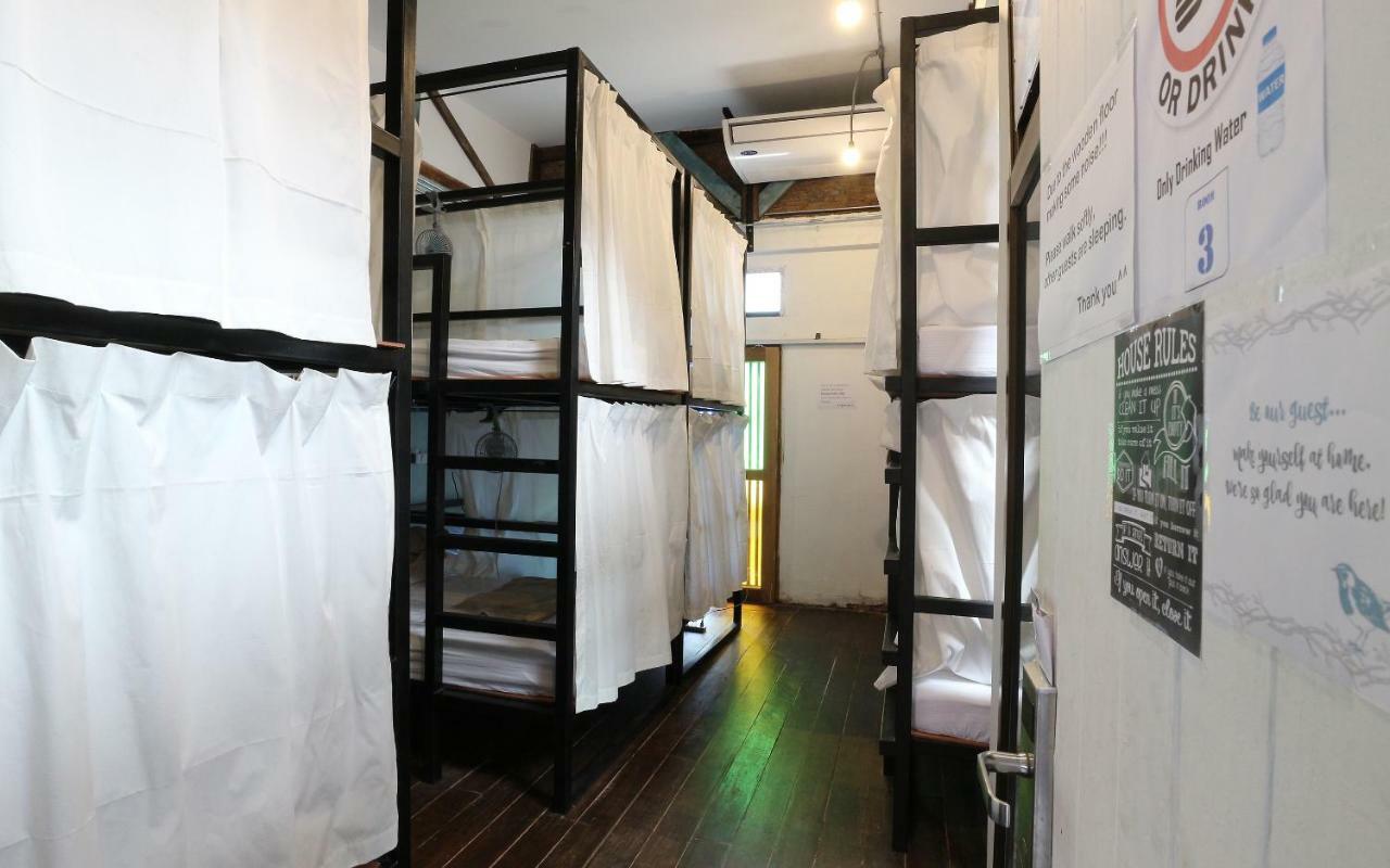 Nivas Siam Hostel Bangkok Ngoại thất bức ảnh