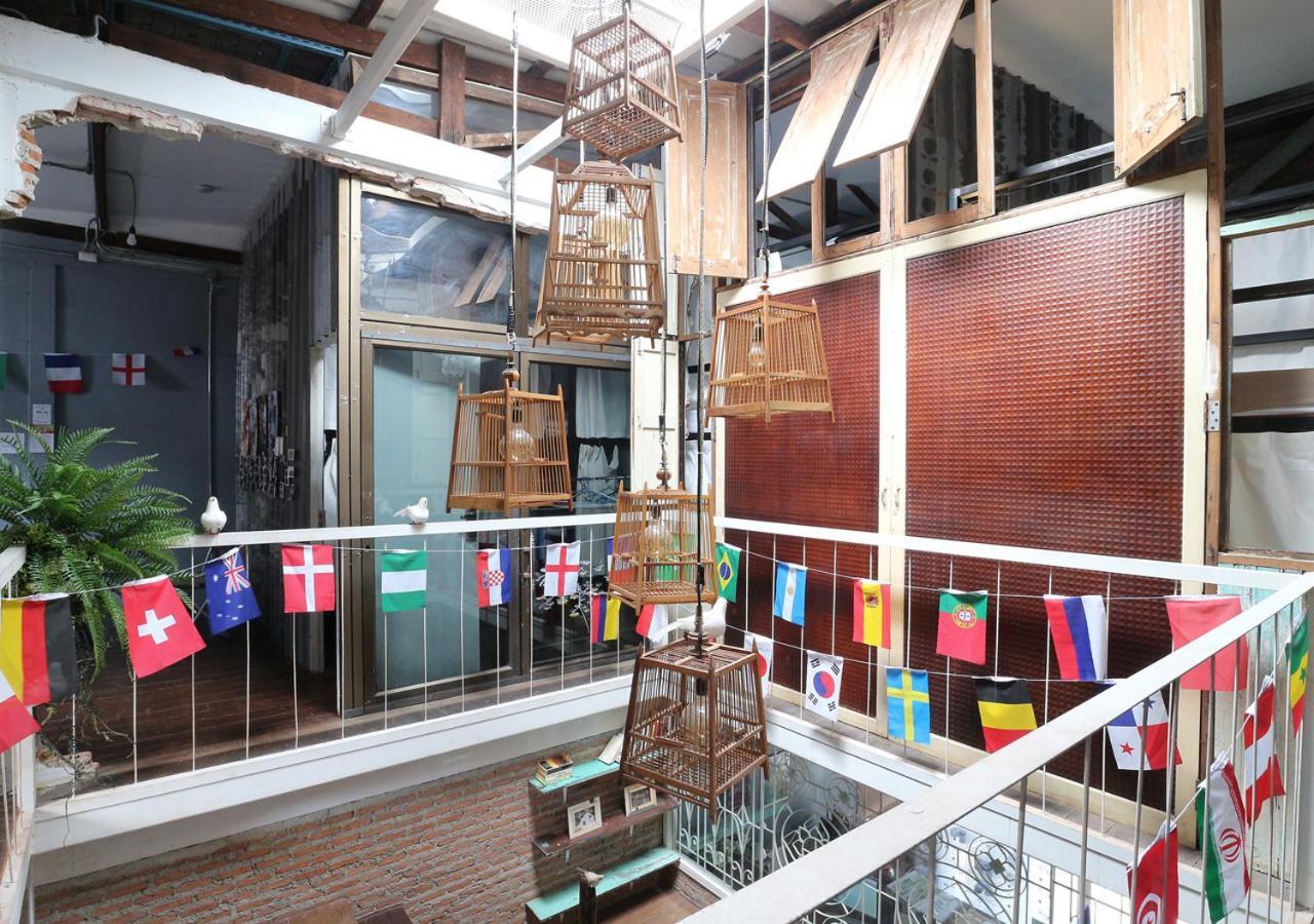 Nivas Siam Hostel Bangkok Ngoại thất bức ảnh