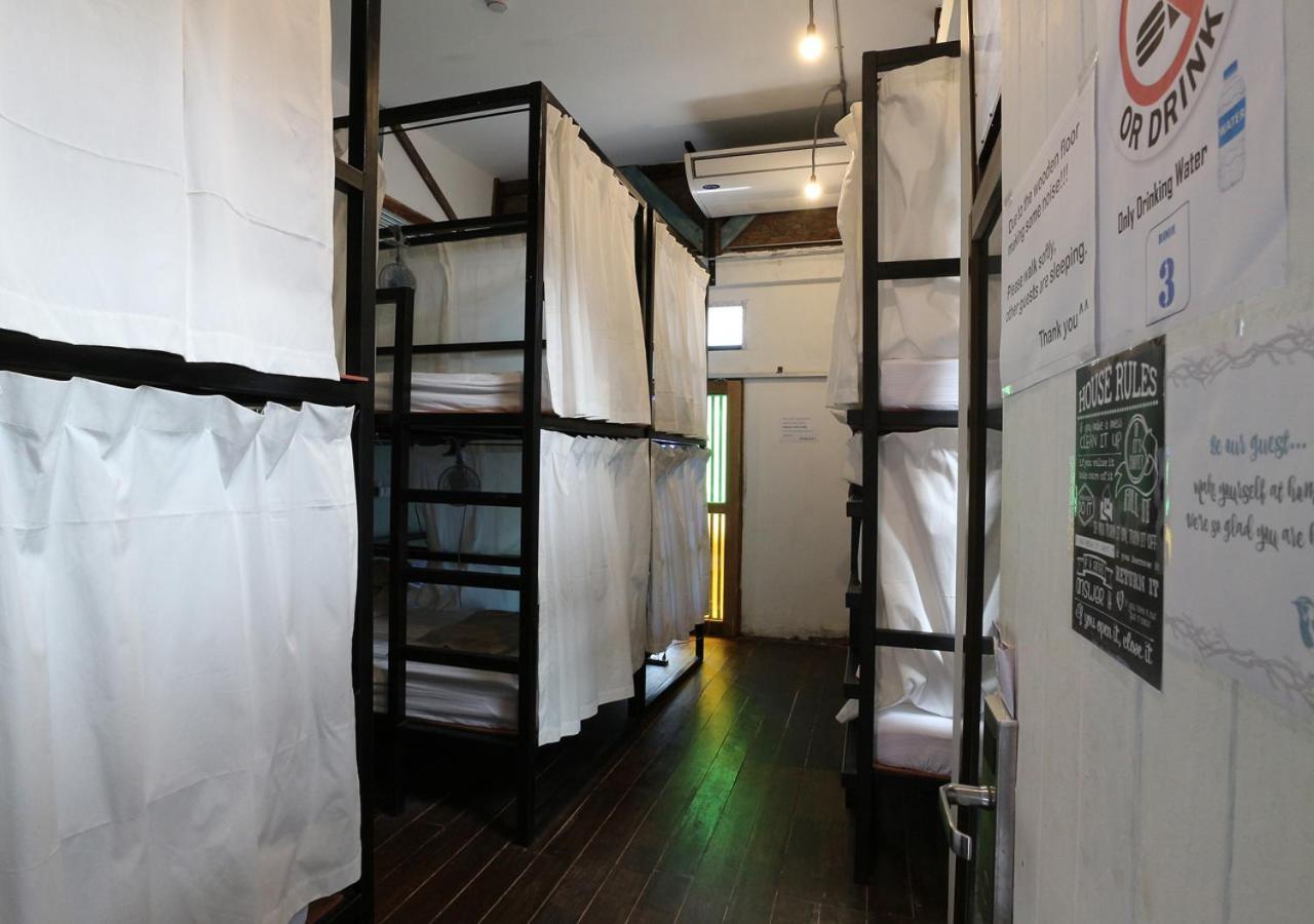 Nivas Siam Hostel Bangkok Ngoại thất bức ảnh
