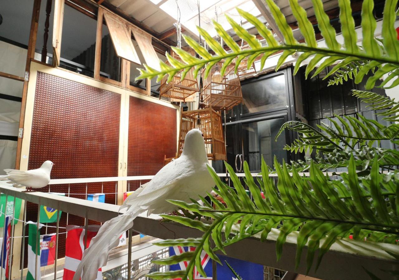 Nivas Siam Hostel Bangkok Ngoại thất bức ảnh